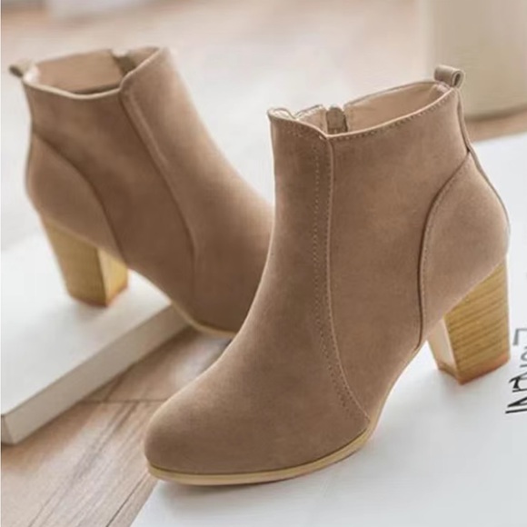Shoes - Women’s chunky healed ankle boots autumn winter fashion suede boots